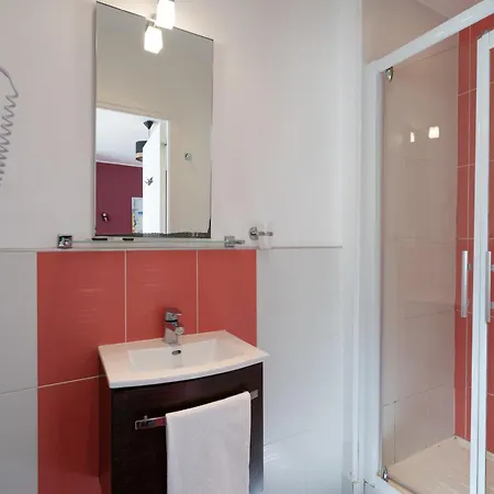 Hotel Le Caddy 2*